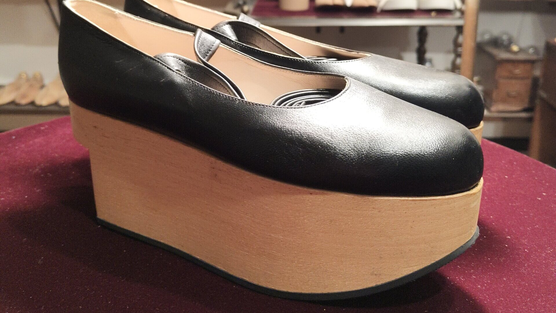 ヴィヴィアンウエストウッド ロッキンホース オールソール修理後 アウトソール