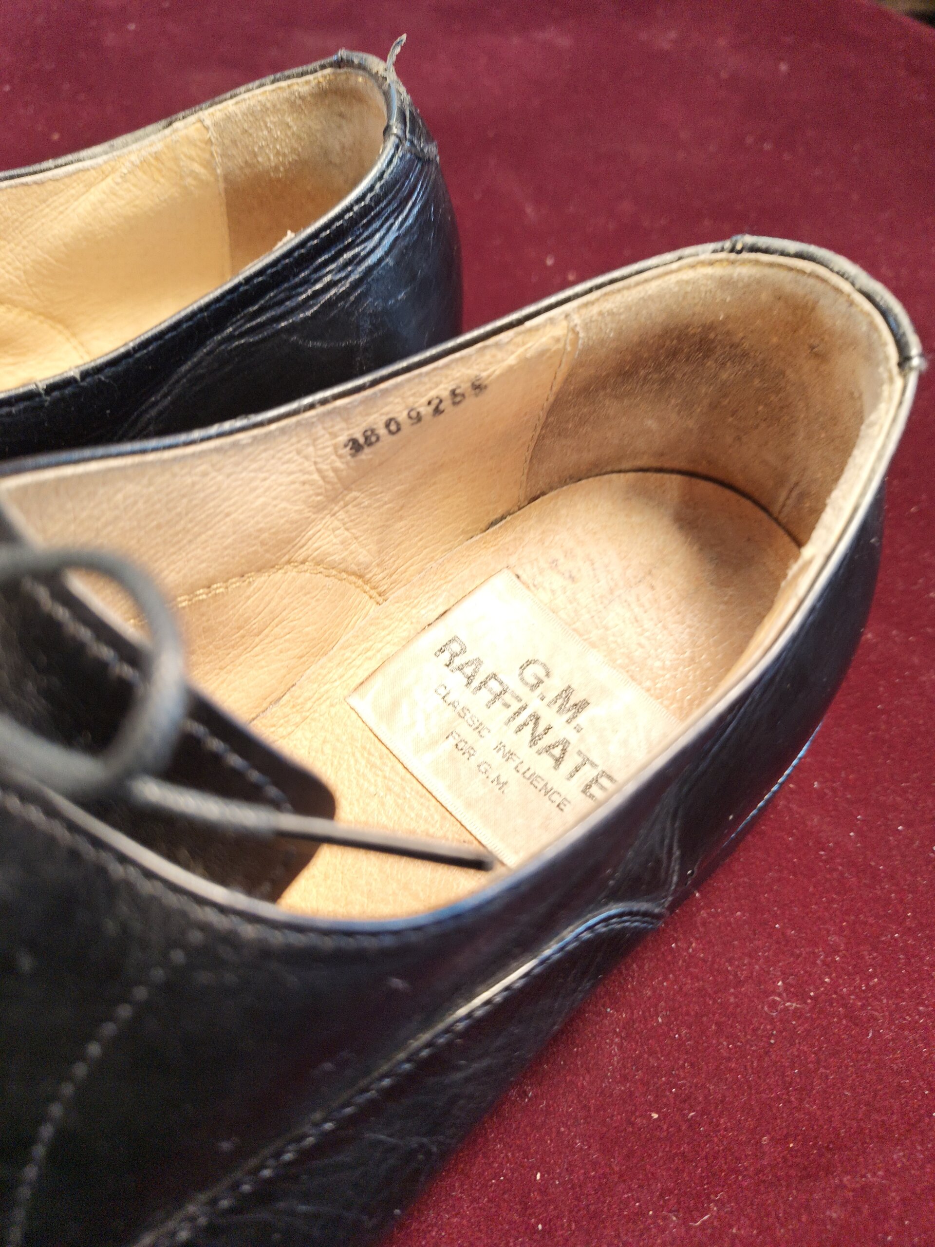 ジーエム・ラフィネ革靴 オールソール修理後の内側コンディション