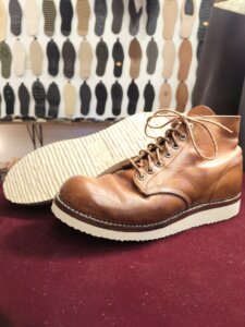 レッドウィング9107 オールソール交換後の全体写真 修理後の仕上がり
