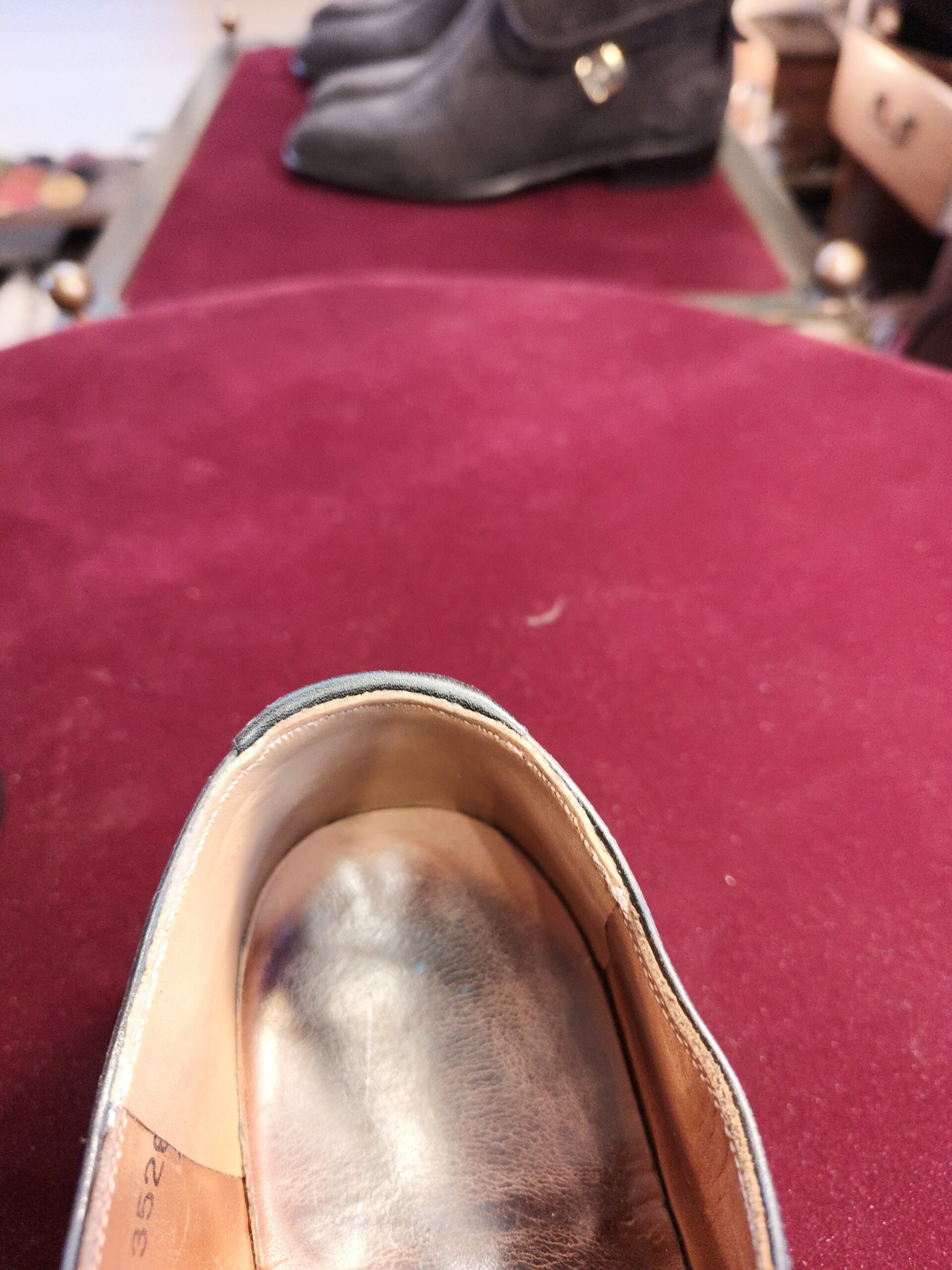 SCOTCH GRAIN 履き口修理 カウンターライニング補強の仕上がり（アフター）横浜 靴修理 郵送 靴修理