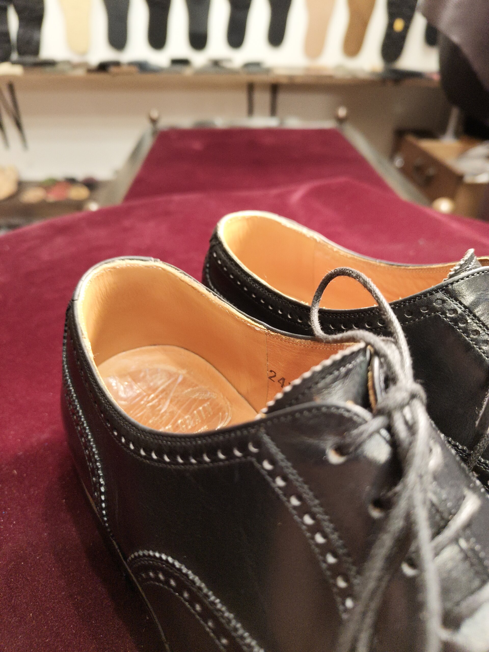 スコッチグレイン 靴修理 郵送｜カウンターライニング修理後（内側の擦れ補修 アフター）