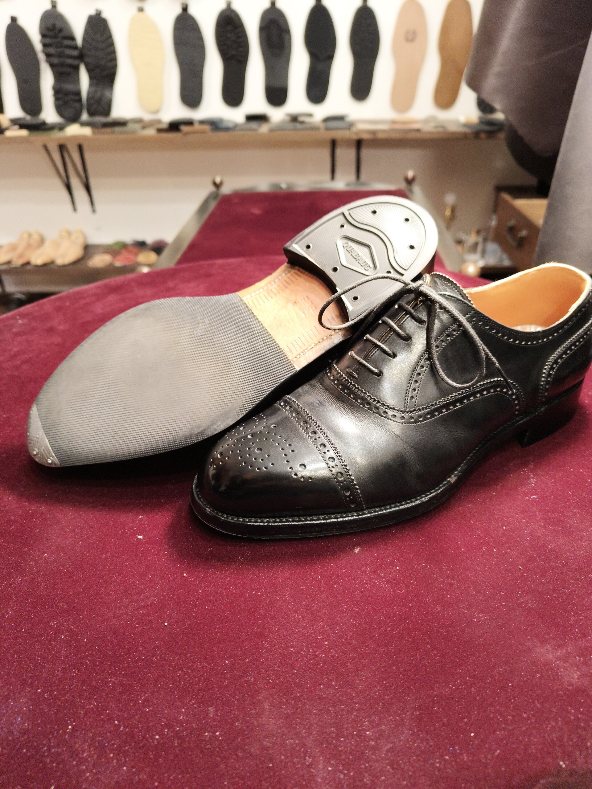 スコッチグレイン 靴修理 横浜｜トップリフト交換後の全体写真（アフター）