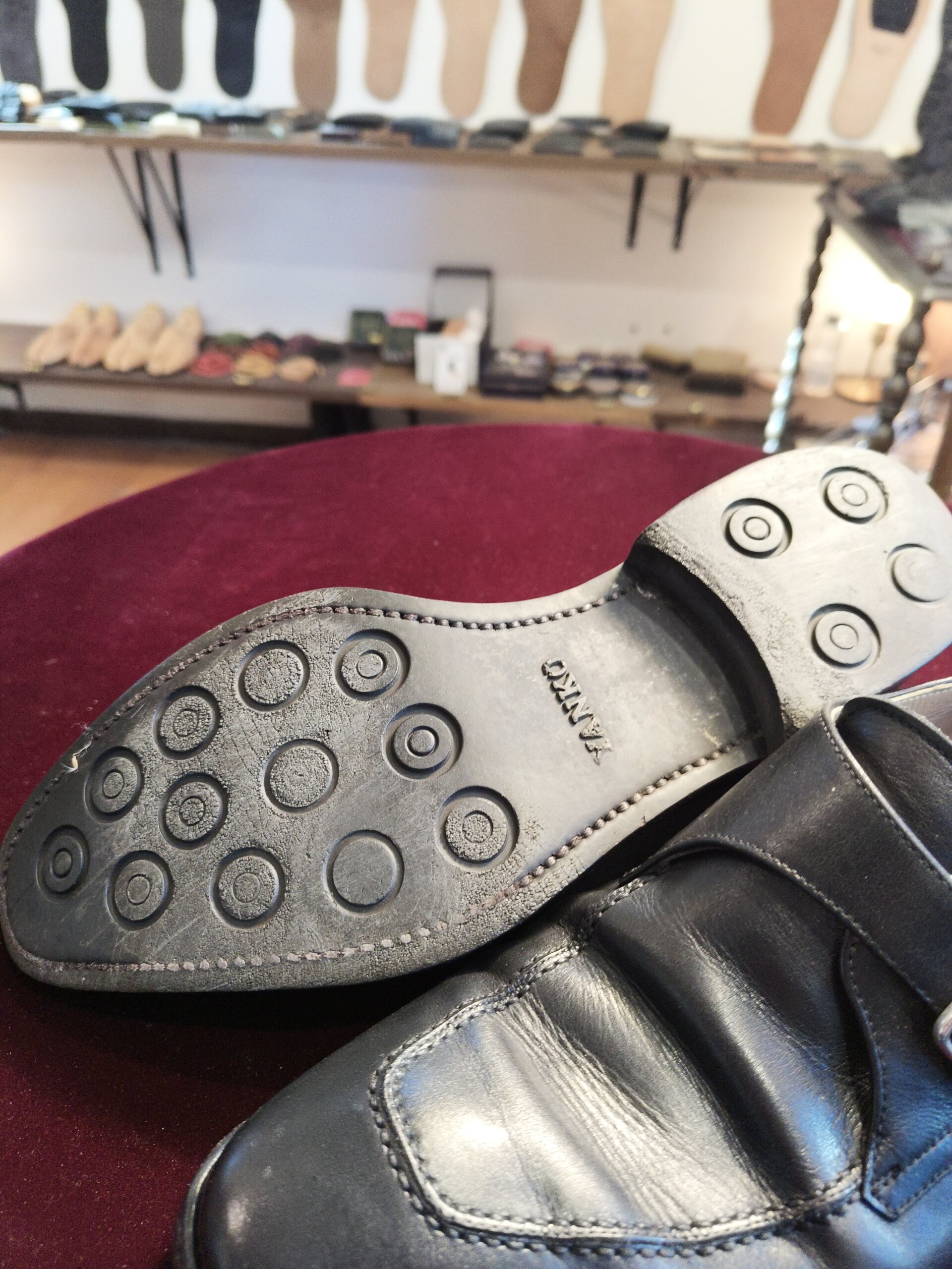 ヤンコ（YANKO）オールソール交換の修理後 ソールディテール（横浜 靴修理／郵送 靴修理）