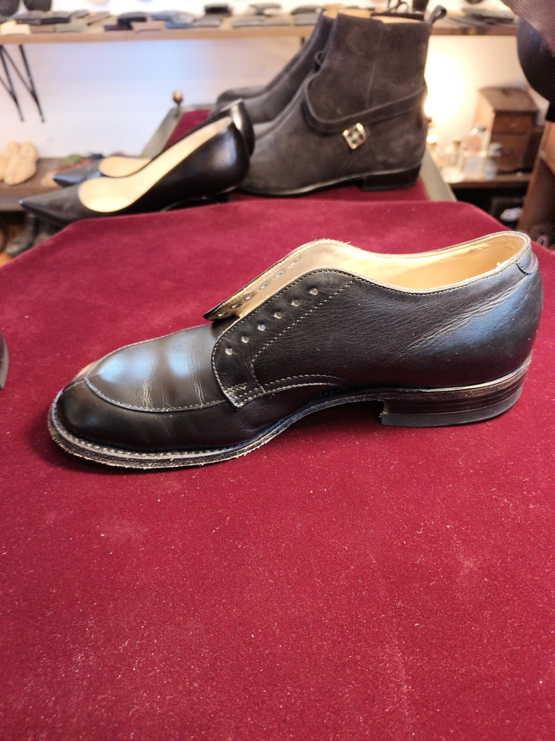 オールデン 靴修理 郵送｜シワ軽減加工後の側面とアッパーの状態（アフター）