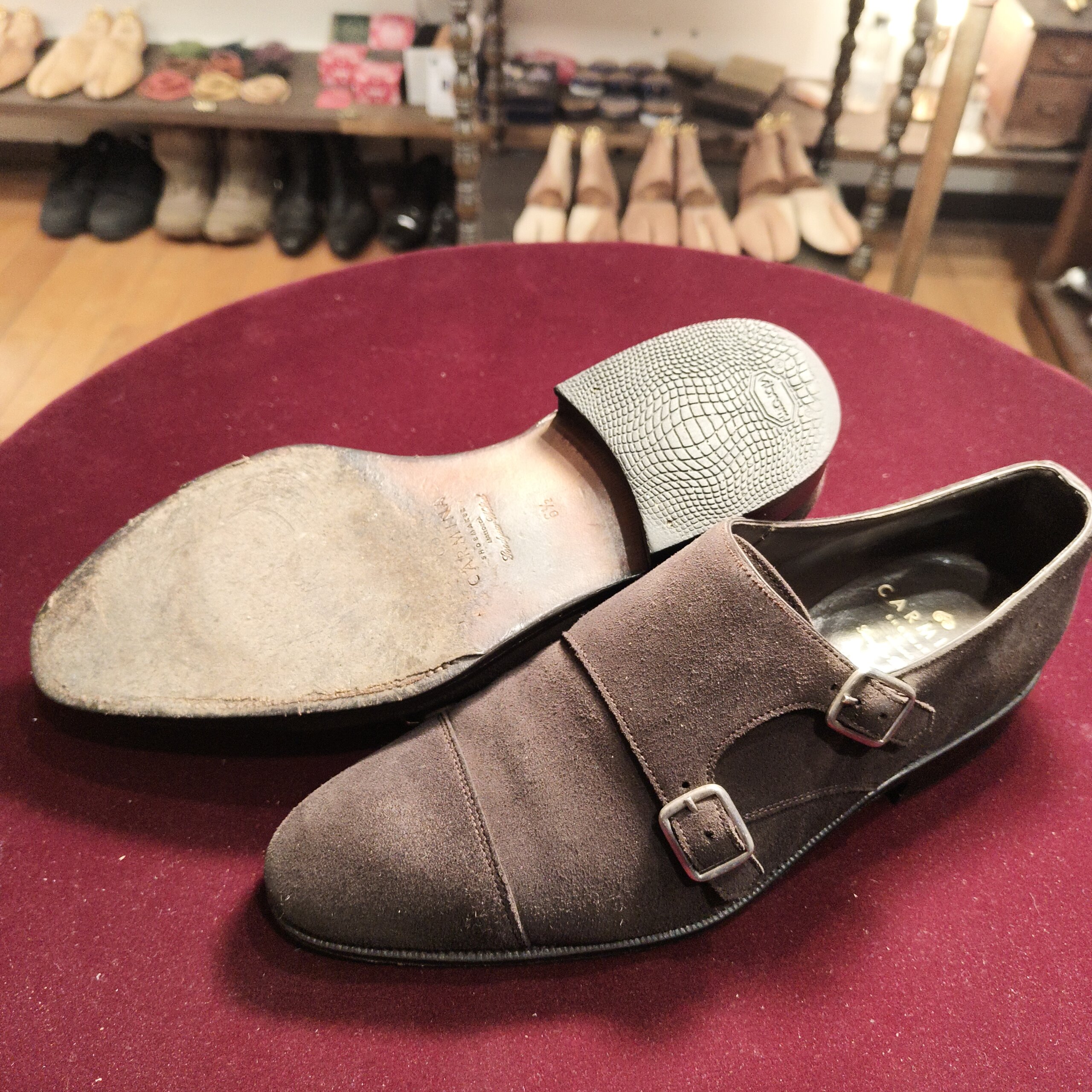 カルミナ（CARMINA）ダブルモンクのオールソール前（ビフォー） 横浜 修理 郵送 修理 対応