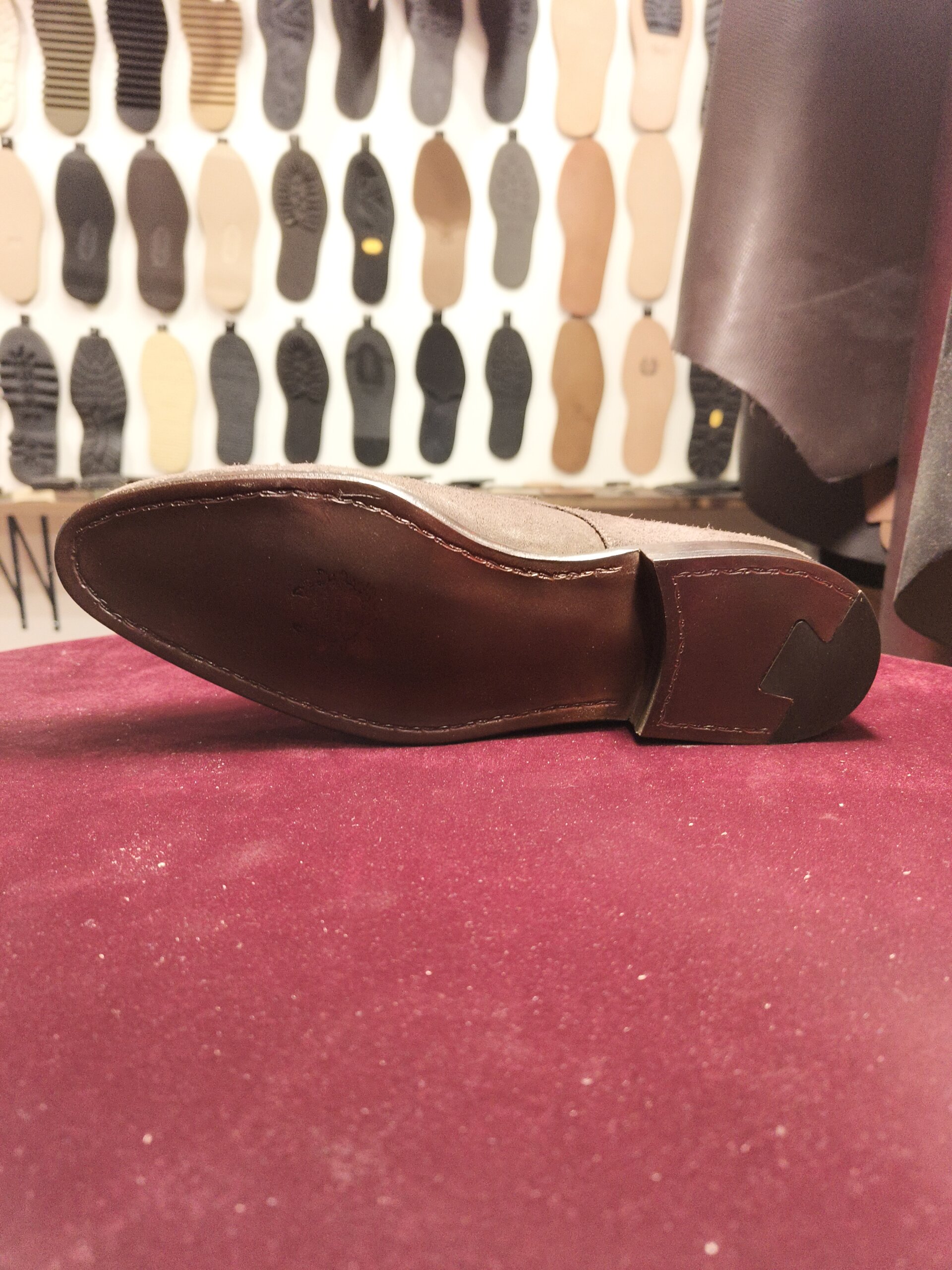 カルミナ ダブルモンク オールソール修理後 ヒール周りの仕上がり 横浜 靴修理 郵送対応