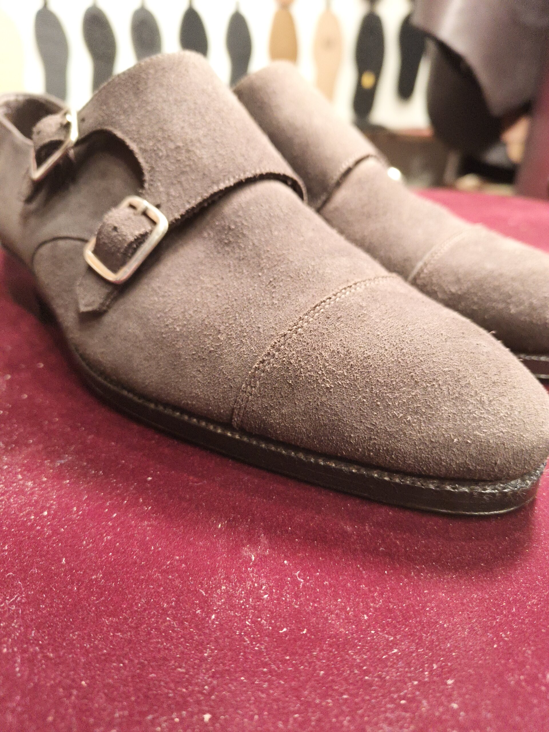 カルミナ ダブルモンク オールソール修理後 トゥ（つま先）近接の仕上がり 横浜 靴修理 郵送対応