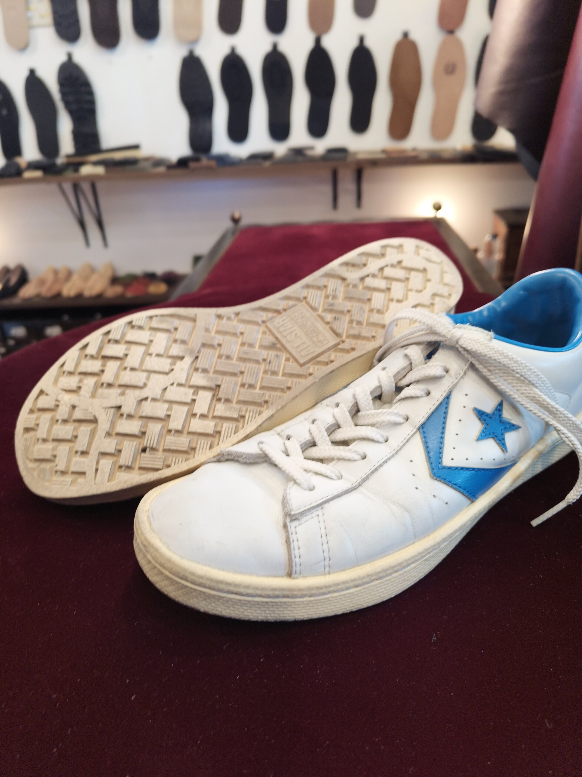 コンバース オールスター 靴修理 横浜｜オールソール前の全体（ビフォー）