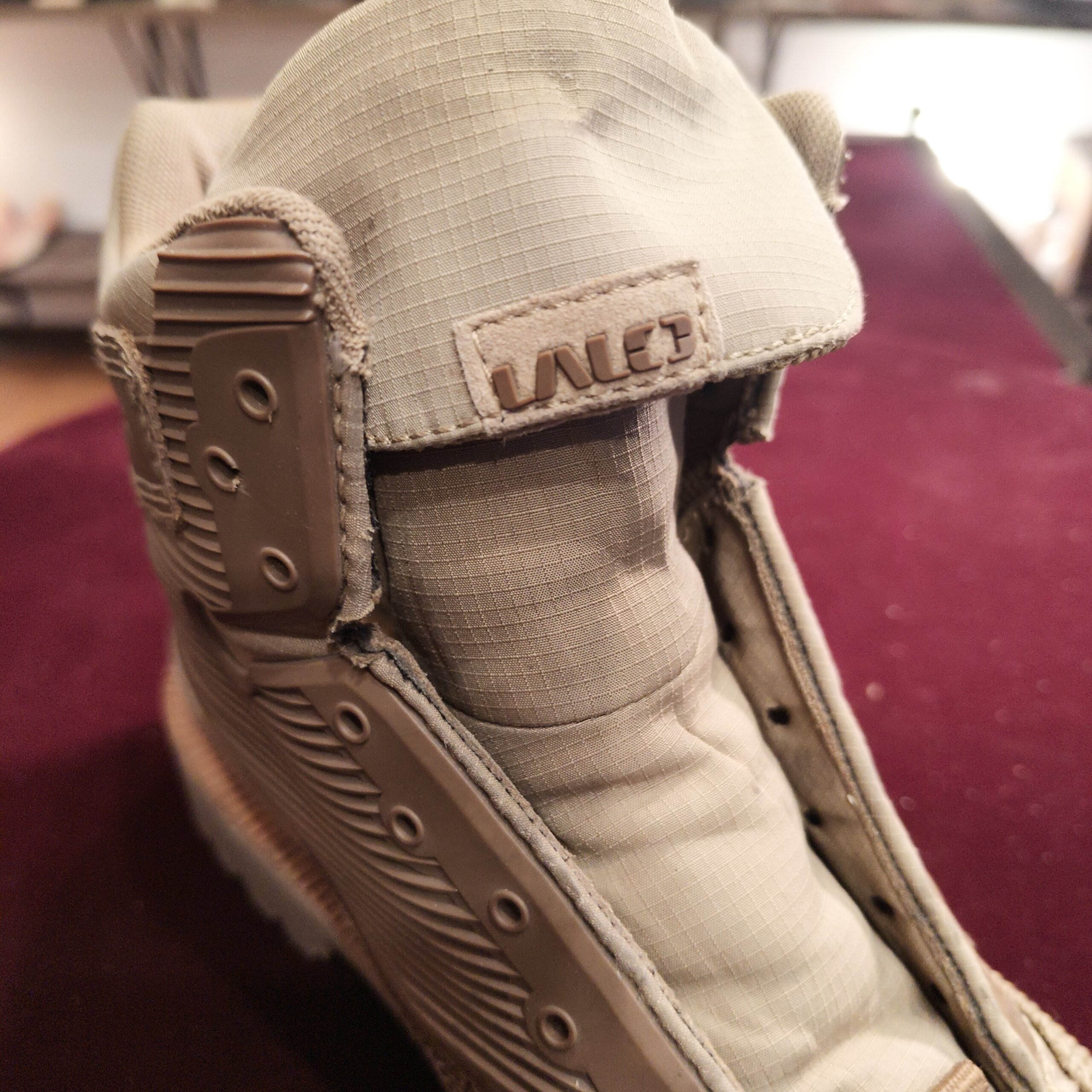 LALEDのカスタムオールソール修理後 アッパー周りのディテール