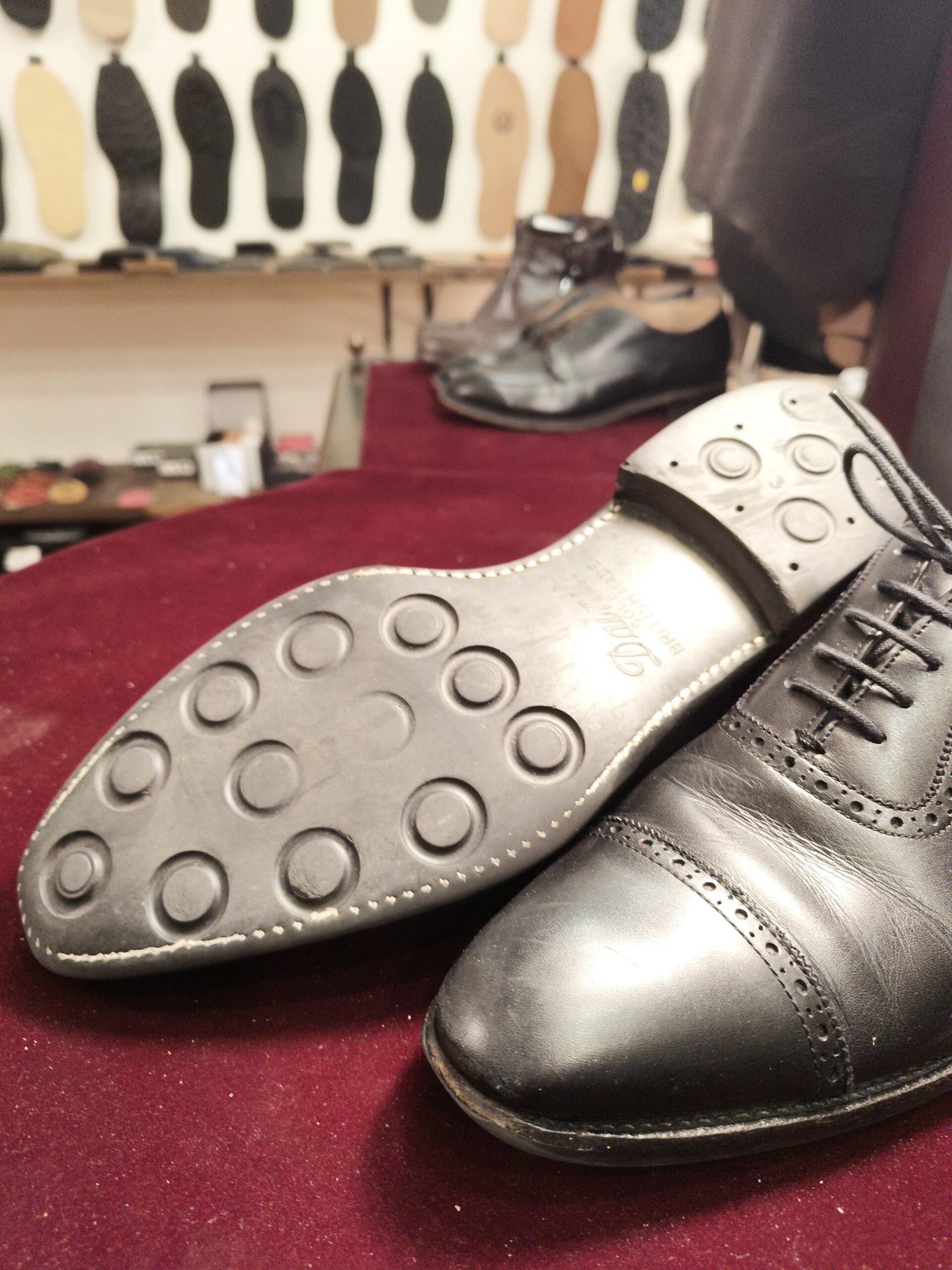 トレーディングポストのオールソール修理後（ダイナイトソール）｜横浜 靴修理 郵送 靴修理