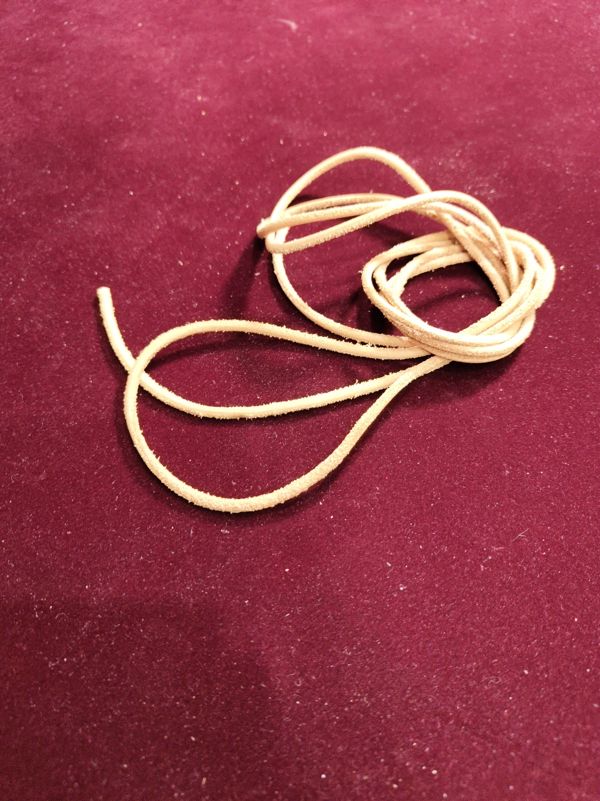 黄色の本革3mm靴紐 別角度から見た商品写真