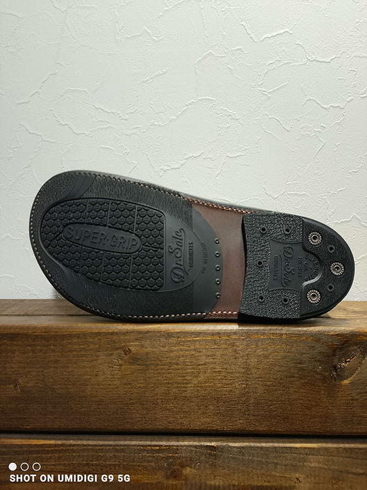 BIRKENSTOCK(ビルケンシュトック)のサンダルソール交換後、Dr.SoleとSUPER GRIPを組み合わせた靴底の仕上がり|横浜の靴修理事例