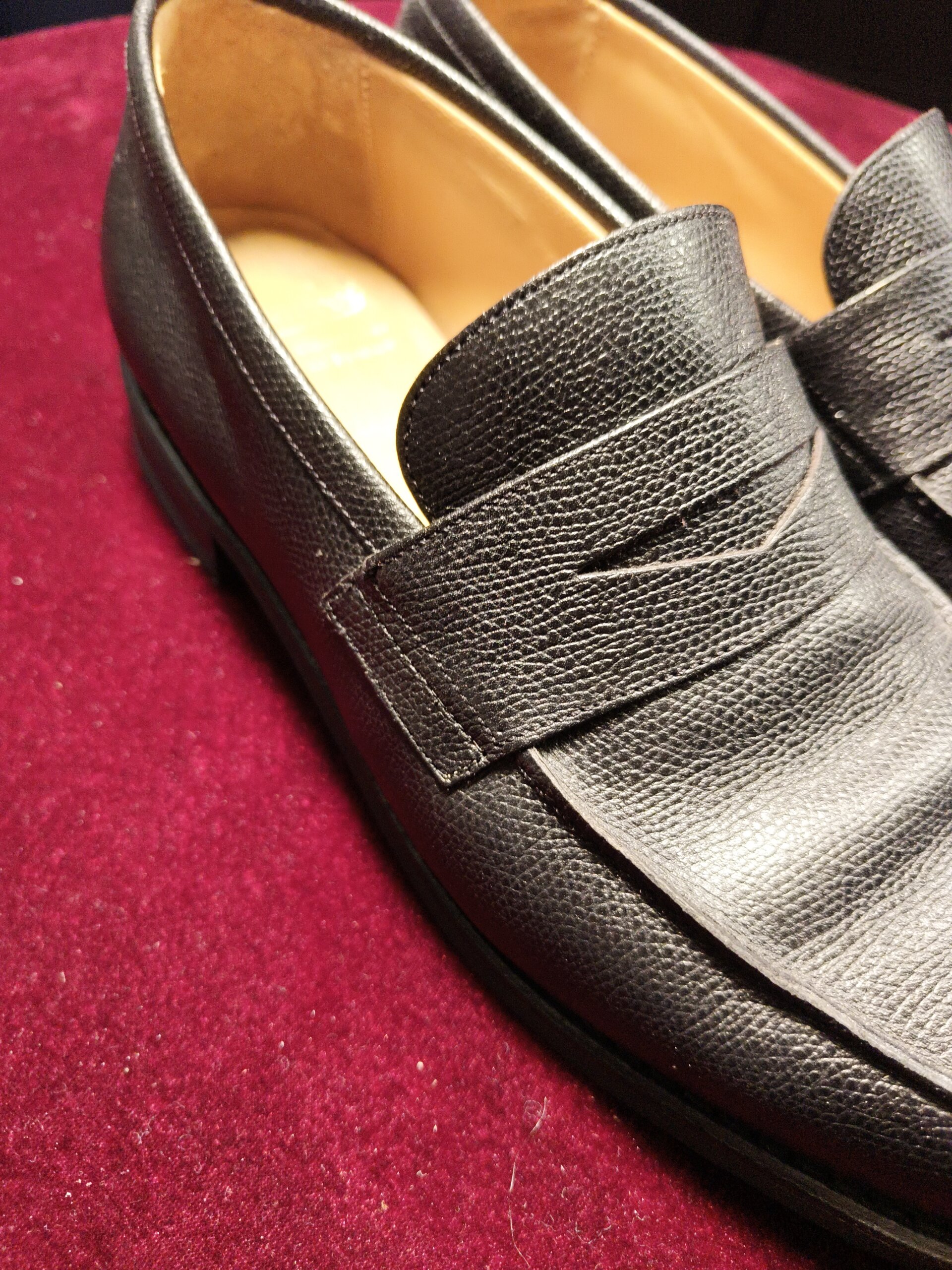PARABOOT（パラブーツ）コインローファーのベルト切れ修理後、補修したベルト付け根部分の仕上がり